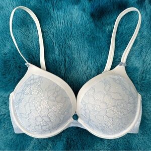 DKNY Women’s Lace Push Up Bra Size 34D
